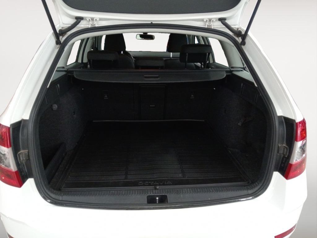 Skoda Octavia Combi 1.6 TDI Ambition 85 kW (115 CV) - 6
