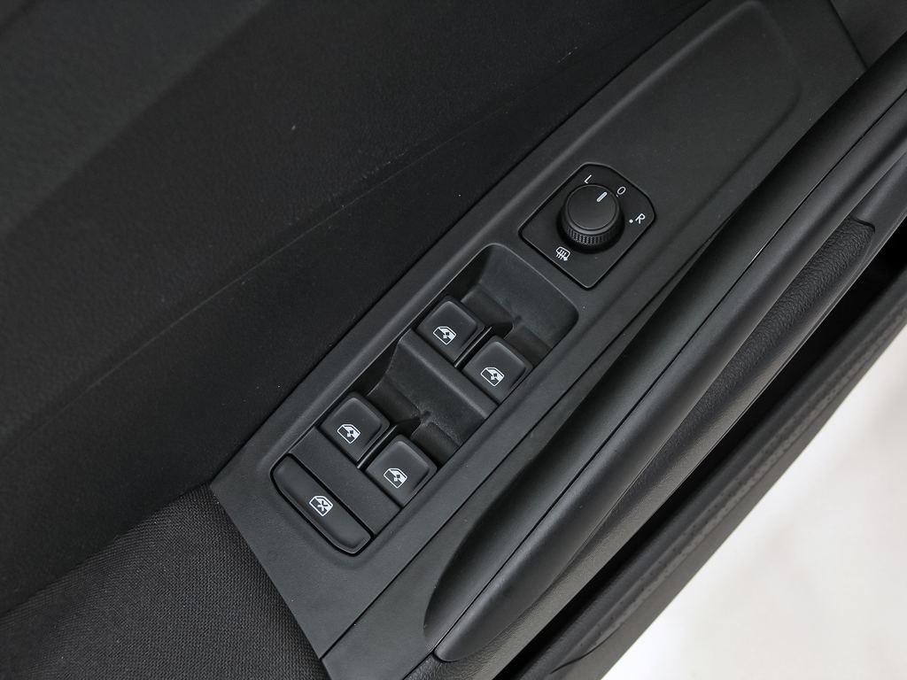 Skoda Fabia 1.0 TSI Selection 70 kW (95 CV) - 9