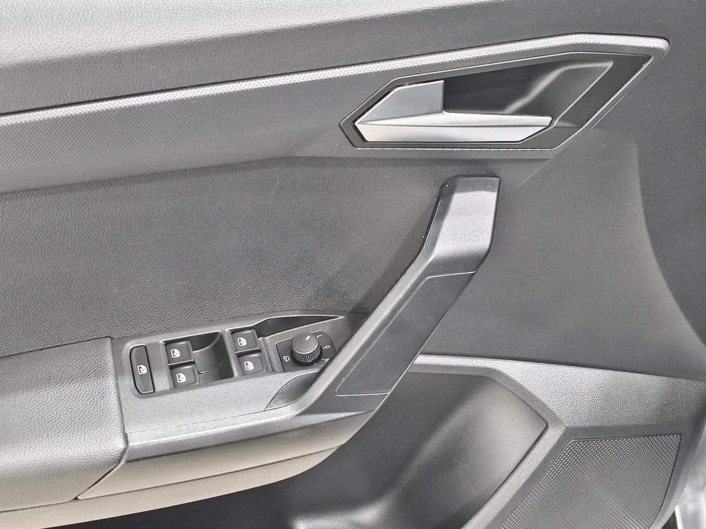 SEAT Arona 1.0 TSI Style XM 85 kW (115 CV) - 17