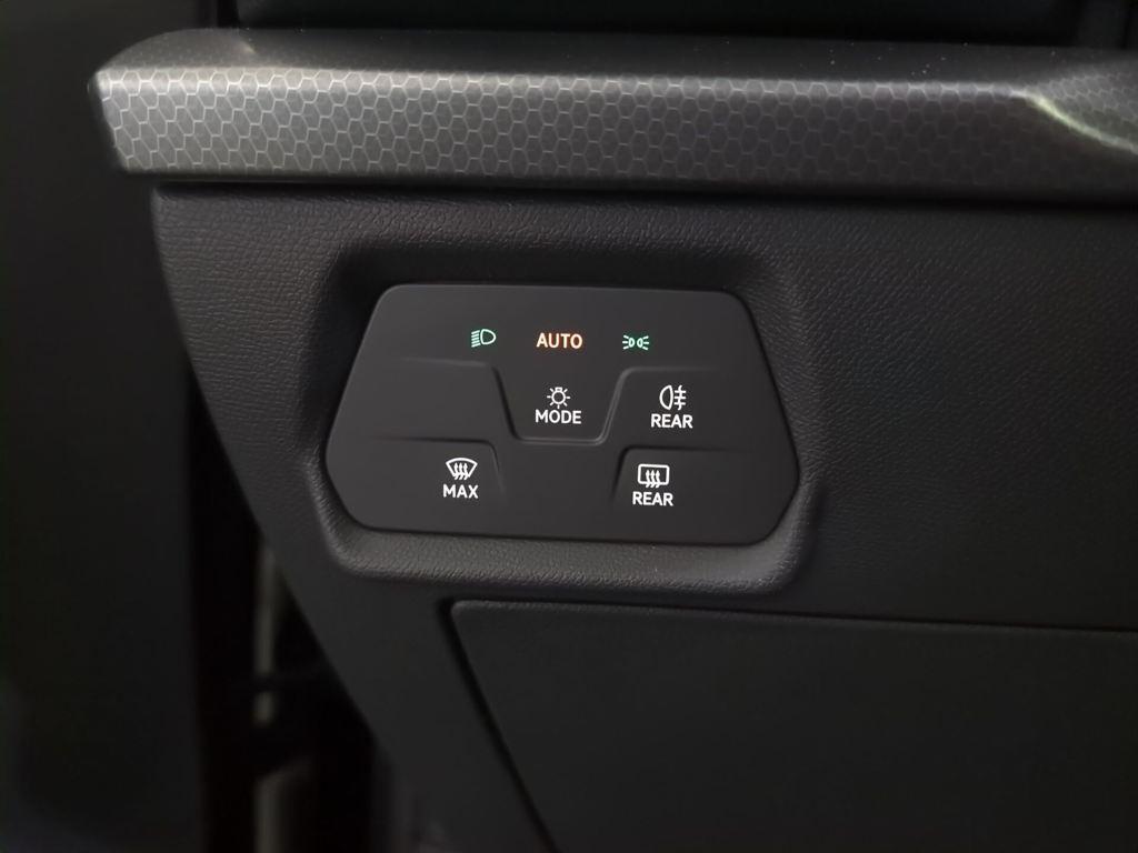 SEAT León 1.0 TSI S&S Style XS 81 kW (110 CV) - 17