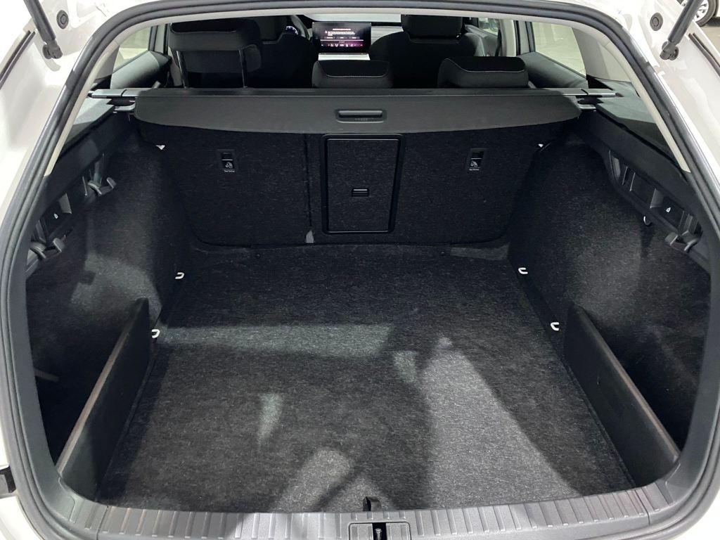 Skoda Octavia Combi 1.5 TSI GNC Ambition Plus DSG 96 kW (131 CV) - 6