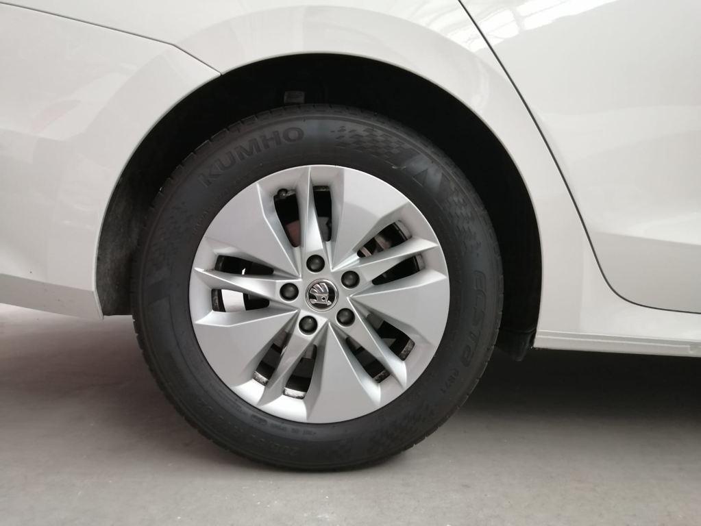 Skoda Octavia Combi 1.5 TSI GNC Ambition Plus DSG 96 kW (131 CV) - 7