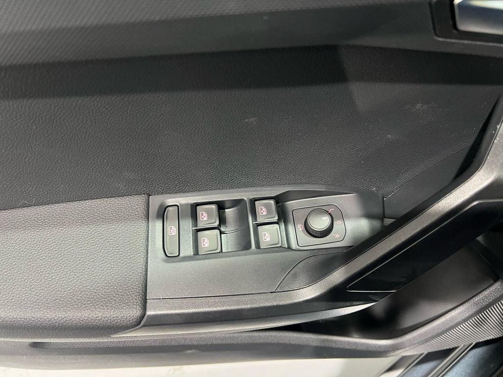 SEAT Arona 1.0 TSI Style XM DSG 81 kW (110 CV) - 16