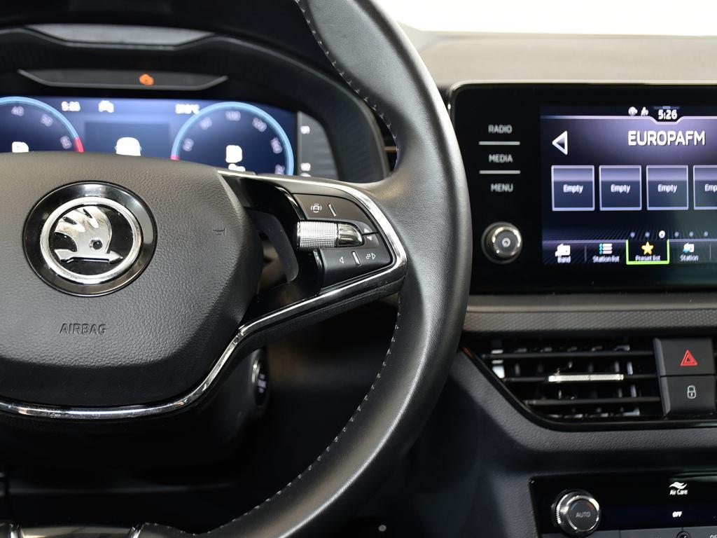 Skoda Scala 1.0 TSI Selection 70 kW (95 CV) - 11