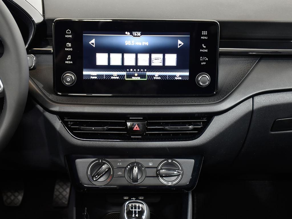 Skoda Fabia 1.0 MPI Essence 59 kW (80 CV) - 11