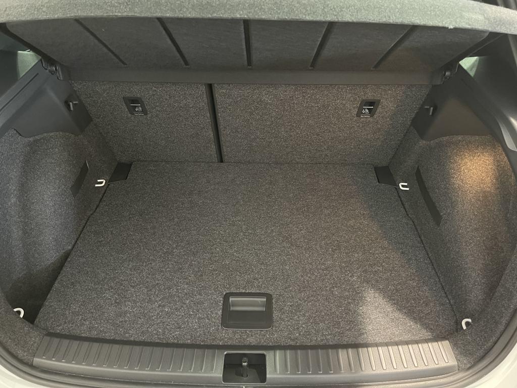 SEAT Arona 1.0 TSI S&S Xperience XS 81 kW (110 CV) - 6