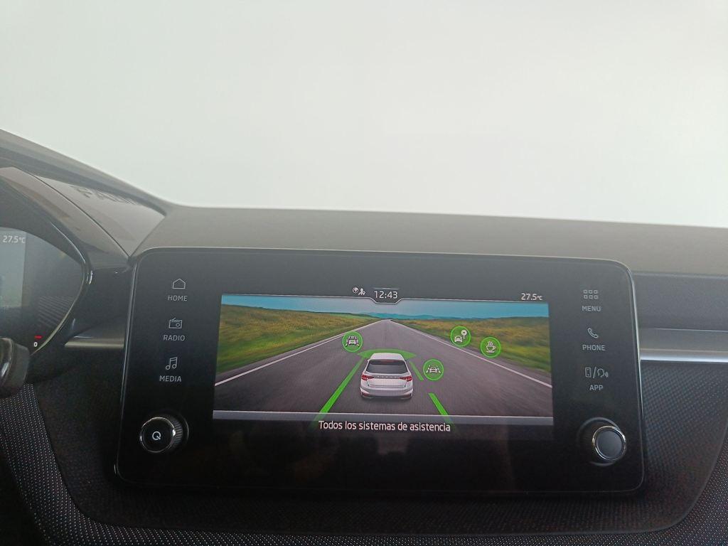 Skoda Fabia 1.0 TSI Selection 70 kW (95 CV) - 14