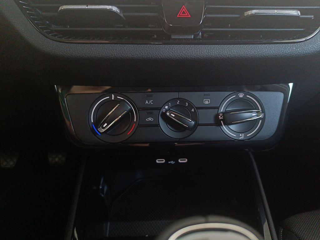 Skoda Fabia 1.0 TSI Selection 70 kW (95 CV) - 16