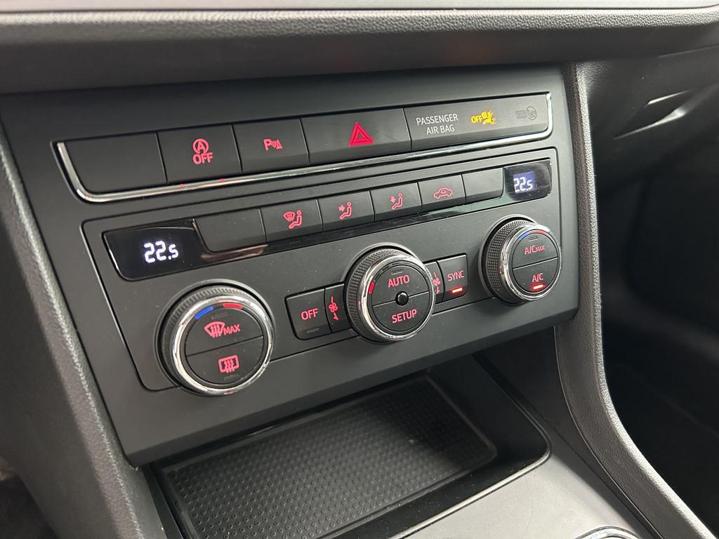 SEAT León 1.0 EcoTSI S&S Style Visio Edition 85 kW (115 CV) - 10