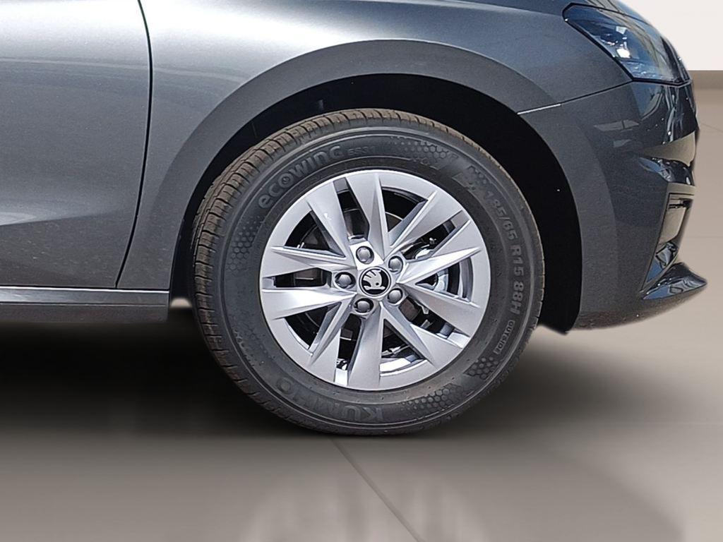 Skoda Fabia 1.0 TSI Selection 70 kW (95 CV) - 7