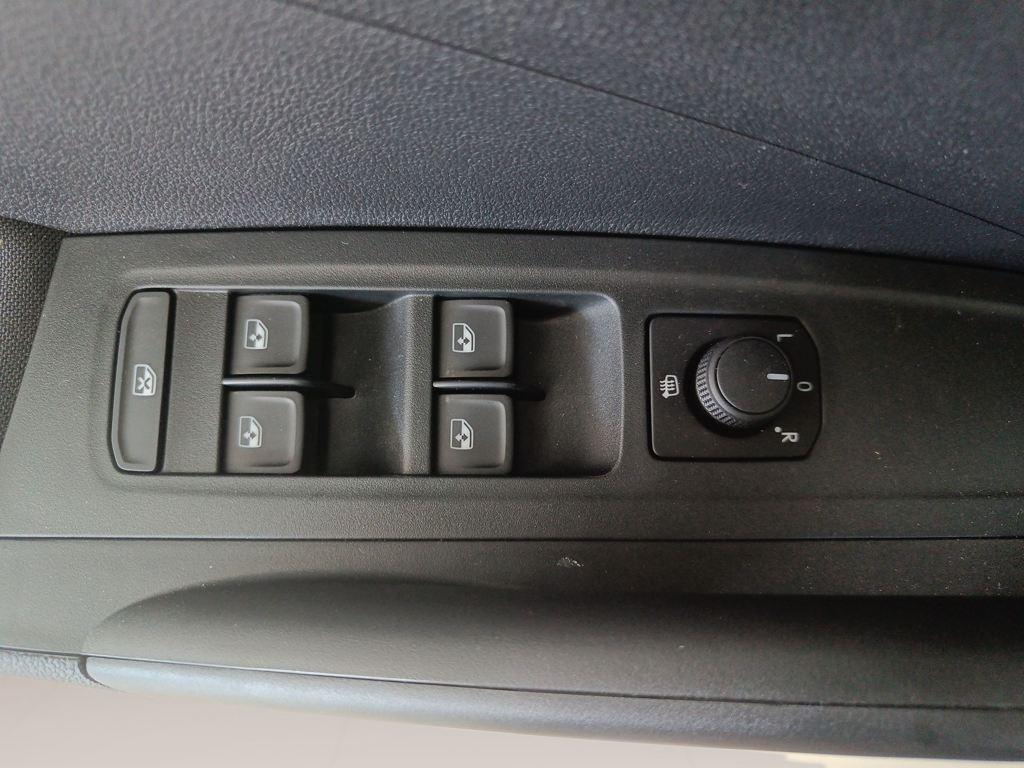 Skoda Fabia 1.0 TSI Selection 70 kW (95 CV) - 8