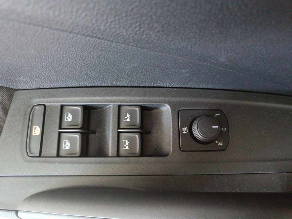 Skoda Fabia 1.0 TSI Selection 70 kW (95 CV) - 8