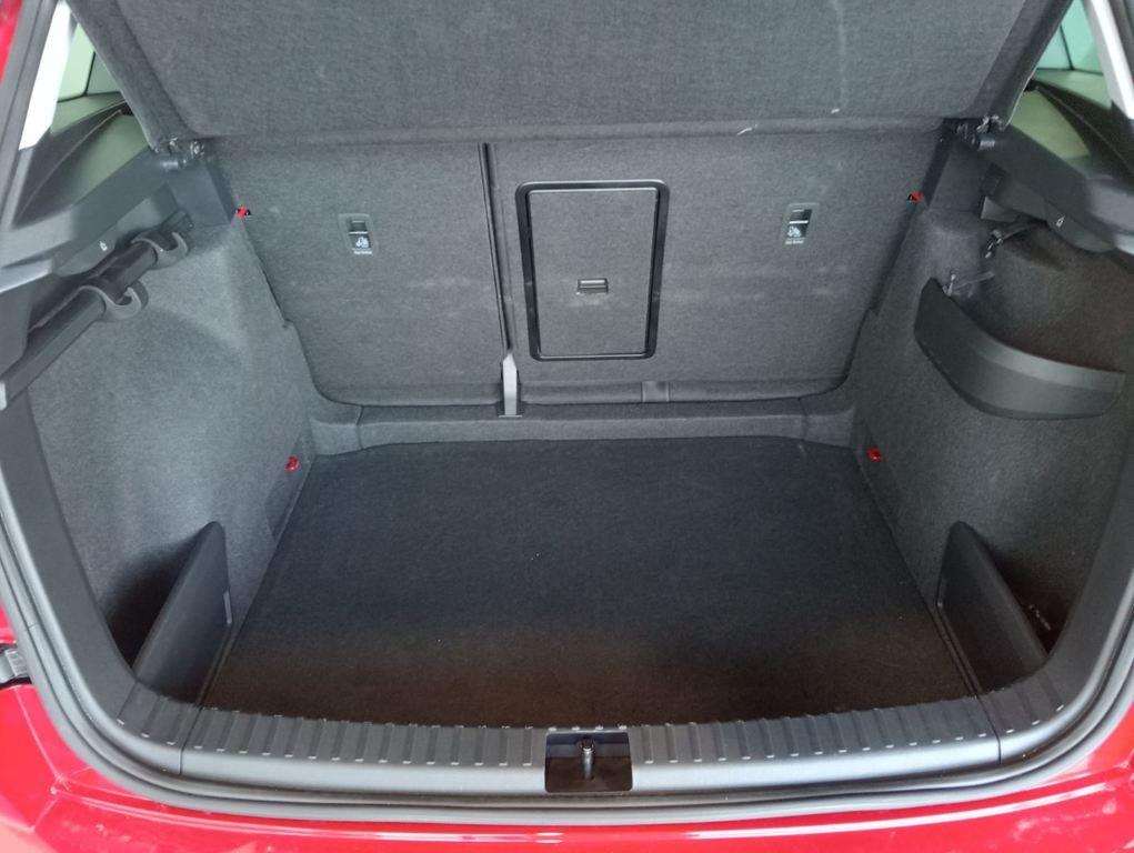 Skoda Karoq 1.5 TSI ACT Selection DSG 110 kW (150 CV) - 6