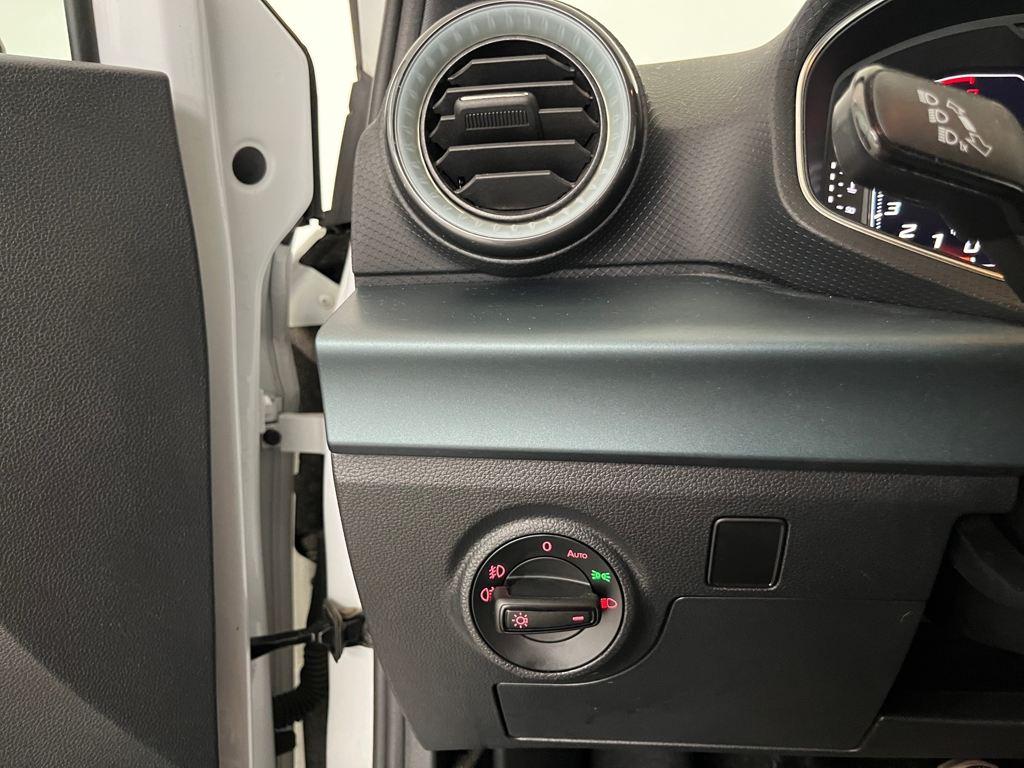 SEAT Arona 1.0 TSI Xperience Plus 81 kW (110 CV) - 13