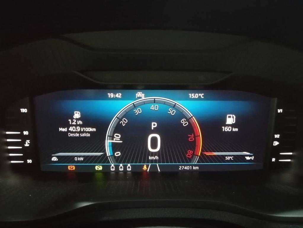 Skoda Karoq 1.5 TSI ACT Design DSG 110 kW (150 CV) - 9