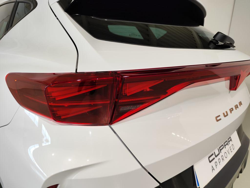 CUPRA Formentor 1.5 TSI e-Hybrid DSG 150 kW (204 CV) - 8