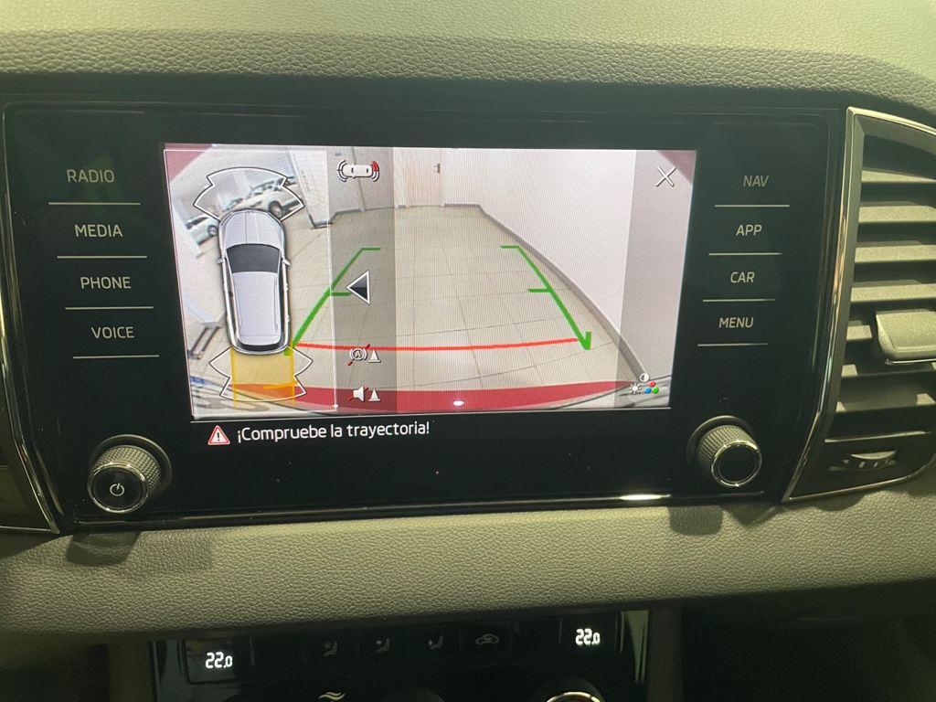 Skoda Karoq 1.5 TSI ACT Selection DSG 110 kW (150 CV) - 12