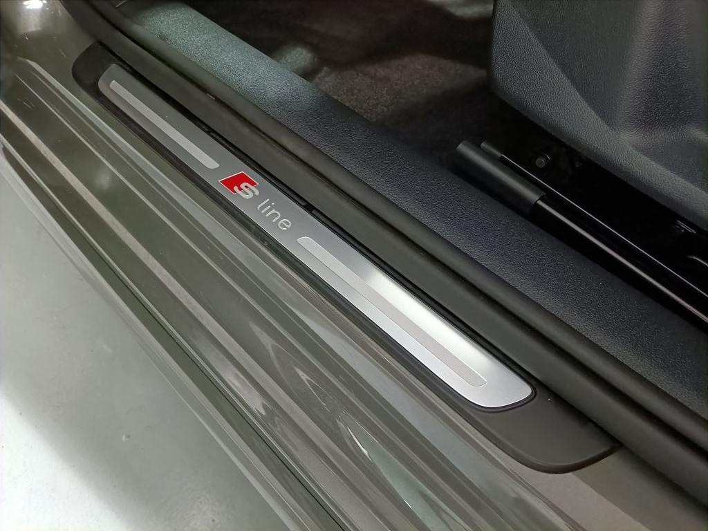 Audi A1 Sportback Adrenalin 30 TFSI 81 kW (110 CV) S tronic - 14