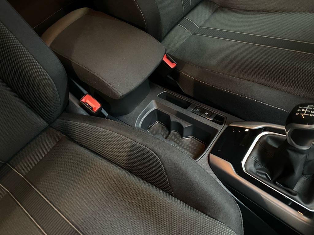 Volkswagen T-Roc Life 1.5 TSI 110 kW (150 CV) - 17