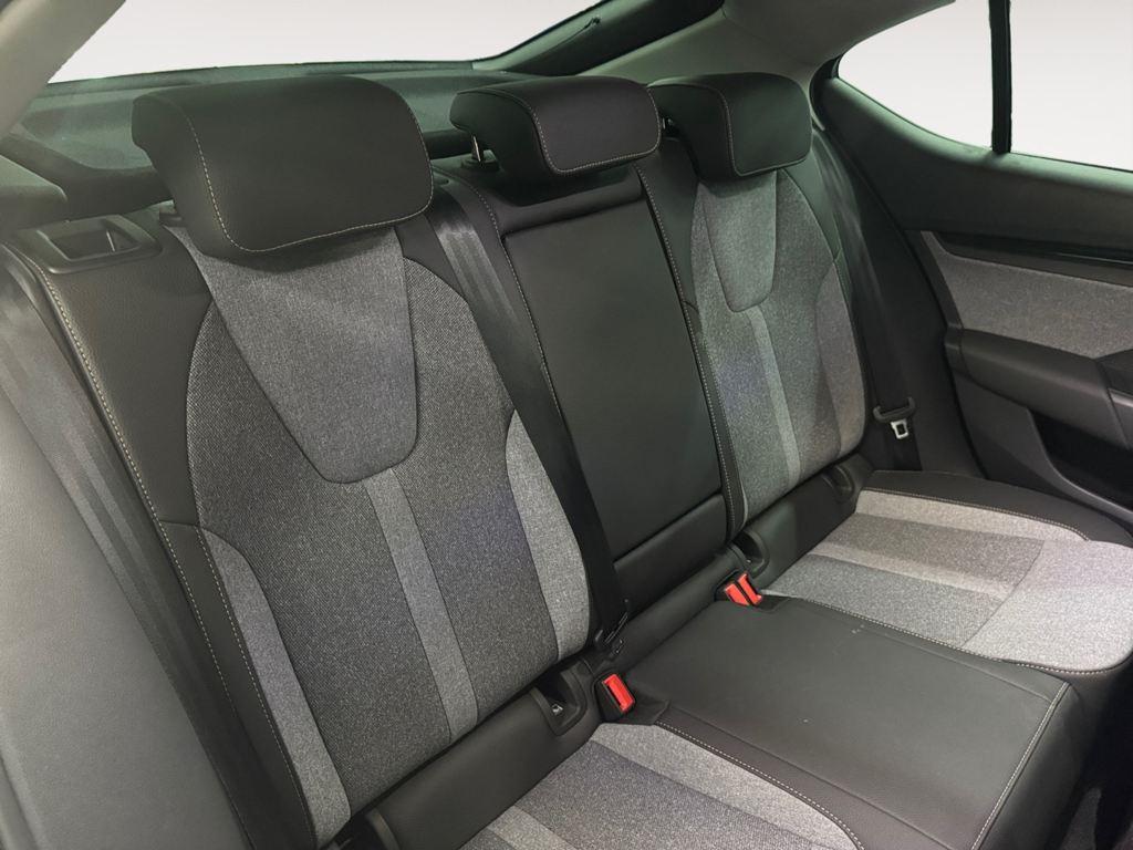 Skoda Octavia 1.5 TSI m-HEV Design DSG 85 kW (116 CV) - 5