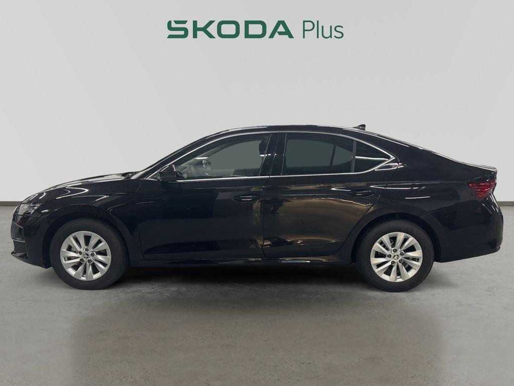 Skoda Octavia 1.5 TSI m-HEV Design DSG 85 kW (116 CV) - 9