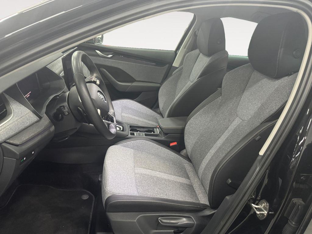 Skoda Octavia 1.5 TSI m-HEV Design DSG 85 kW (116 CV) - 13