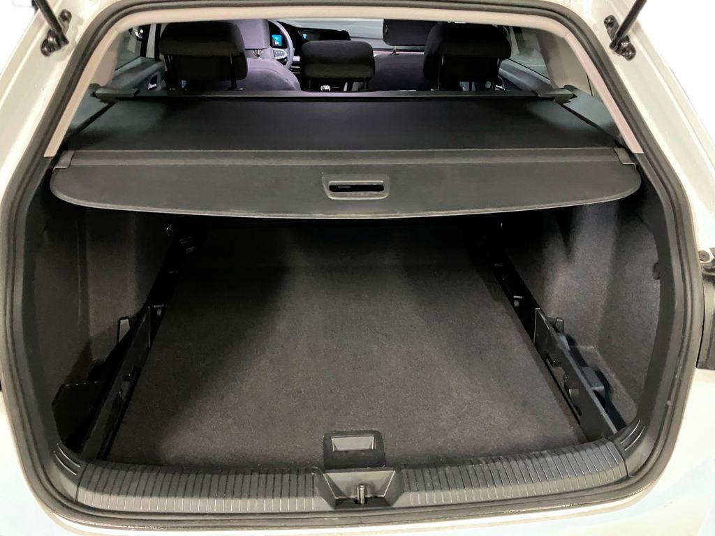 Volkswagen Golf Variant Life 2.0 TDI 85 kW (115 CV) - 6