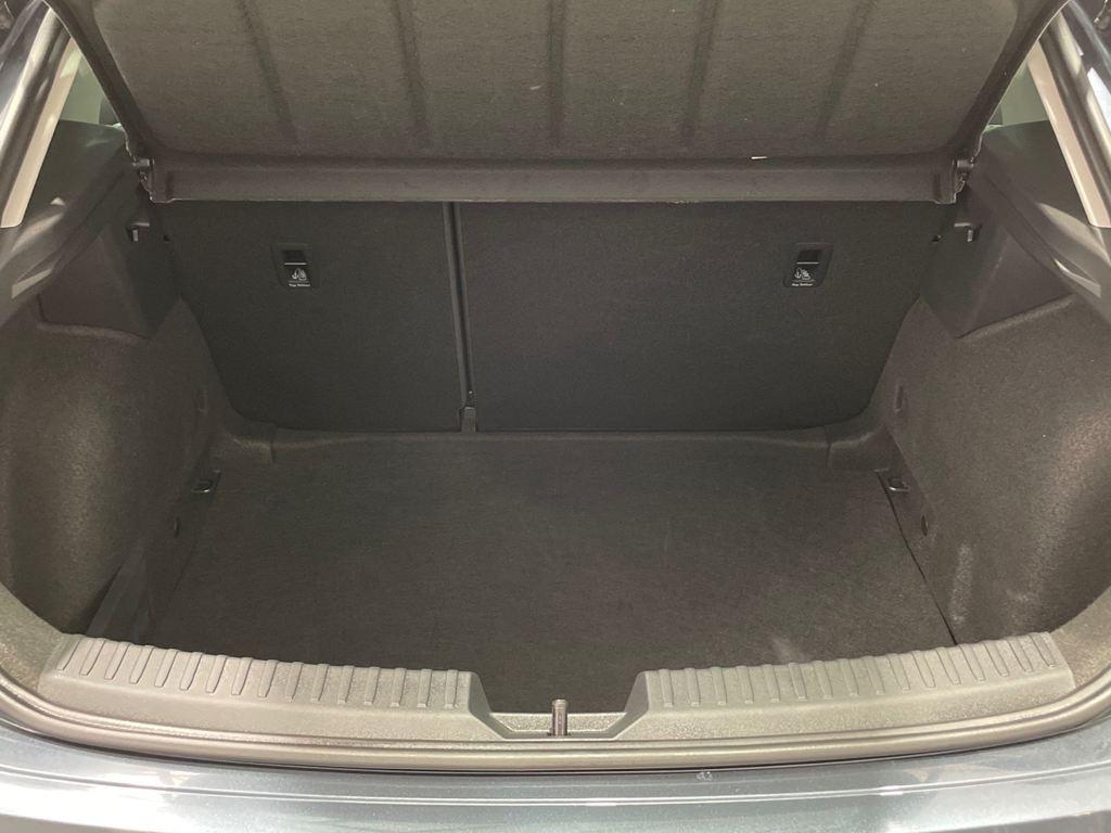 SEAT León 1.0 TSI S&S Style XL Vision 81 kW (110 CV) - 6