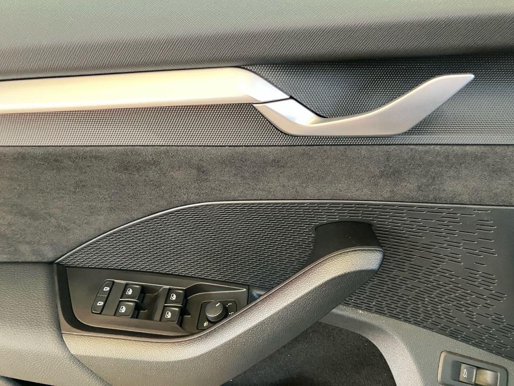 Skoda Octavia Combi 1.5 TSI m-HEV Design DSG 110 kW (150 CV) - 13