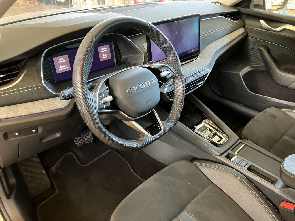 Skoda Octavia Combi 1.5 TSI m-HEV Design DSG 110 kW (150 CV) - 15