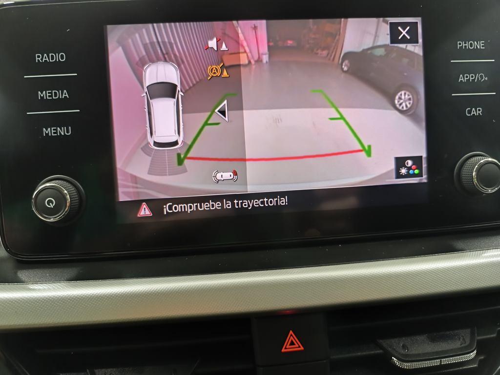 Skoda Kamiq 1.0 TSI Emotion DSG 81 kW (110 CV) - 12