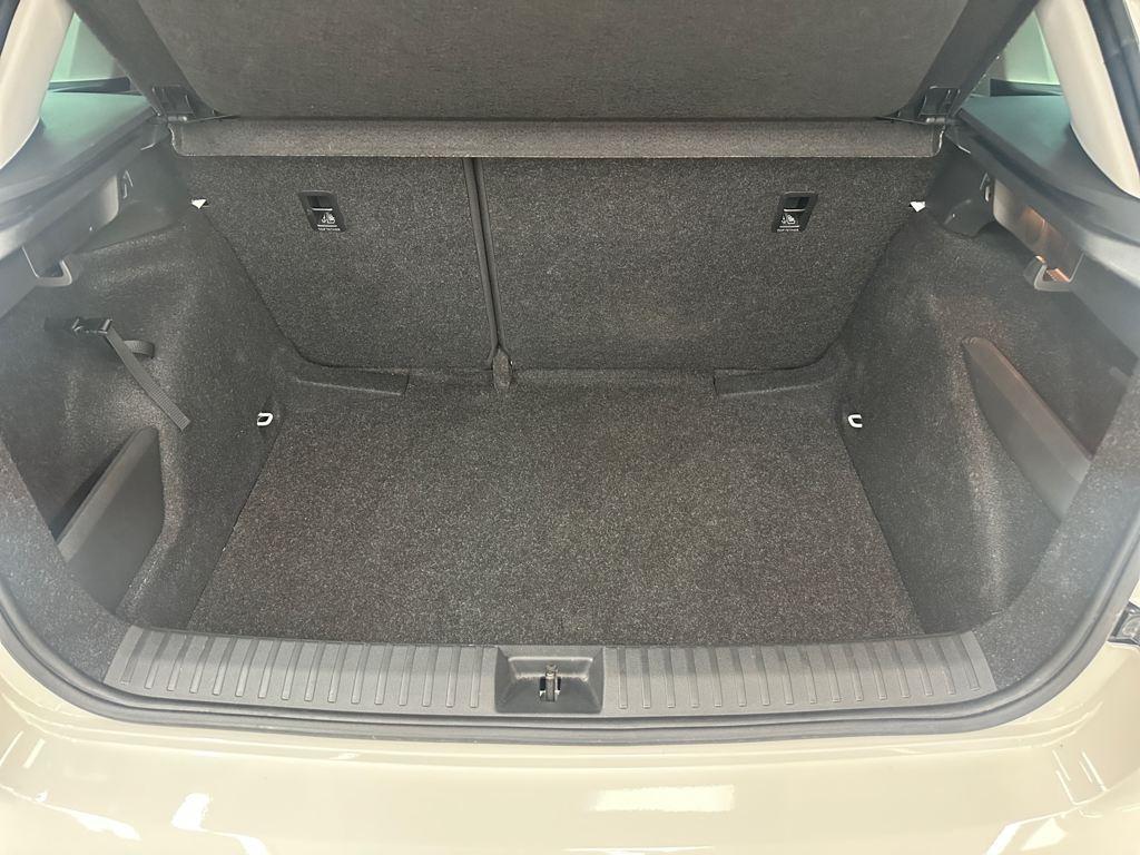 Skoda Kamiq 1.0 TSI Selection DSG 85 kW (115 CV) - 6