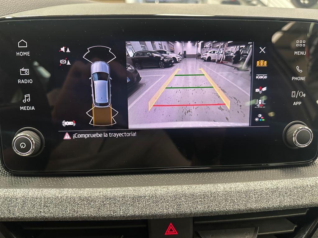 Skoda Kamiq 1.0 TSI Selection DSG 85 kW (115 CV) - 13