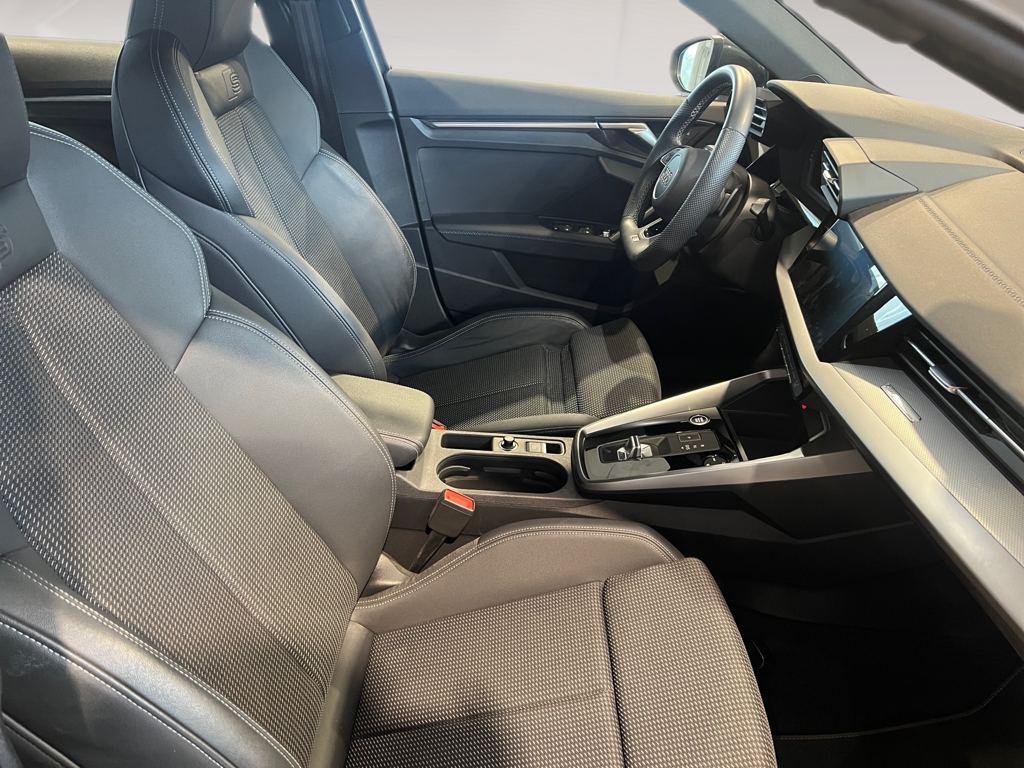 Audi A3 Sportback Genuine edition 35 TFSI 110 kW (150 CV) S tronic - 4