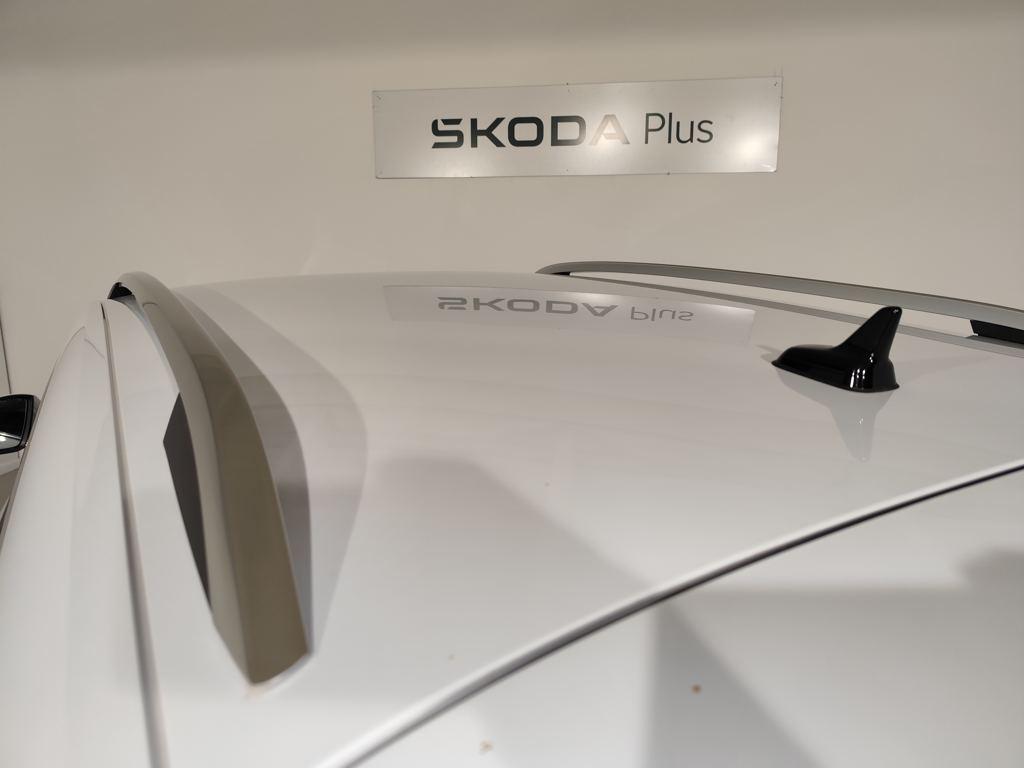 Skoda Karoq 1.5 TSI ACT Selection DSG 110 kW (150 CV) - 11