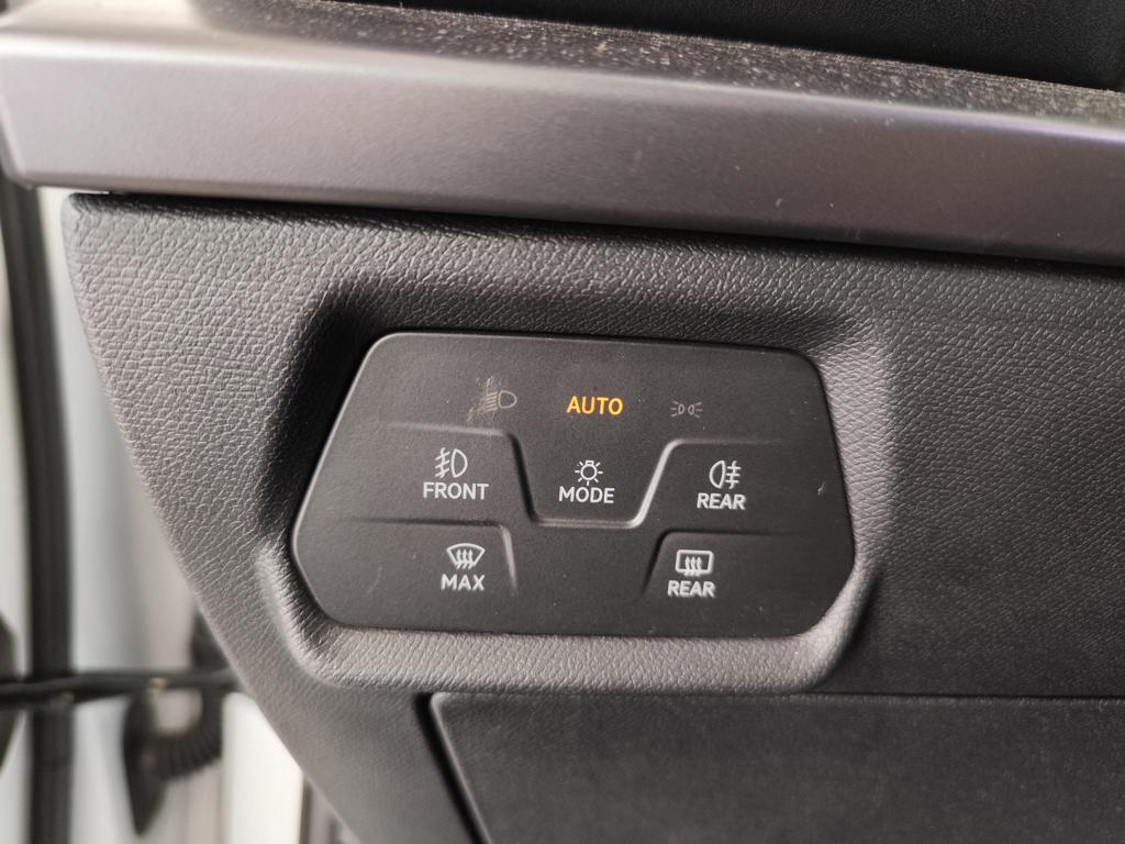 CUPRA Leon Sportstourer 1.5 TSI 110 kW (150 CV) - 9