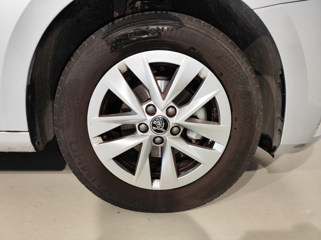 Skoda Fabia 1.0 TSI Selection 70 kW (95 CV) - 7