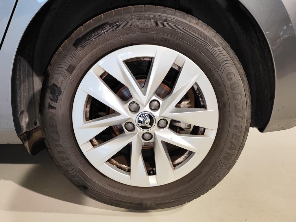 Skoda Fabia 1.0 TSI Selection 85 kW (115 CV) - 7