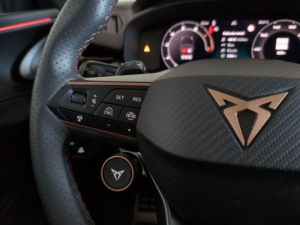 CUPRA Terramar 1.5 e-Hybrid Americas Cup VZ DSG 200 kW (272 CV) - 16