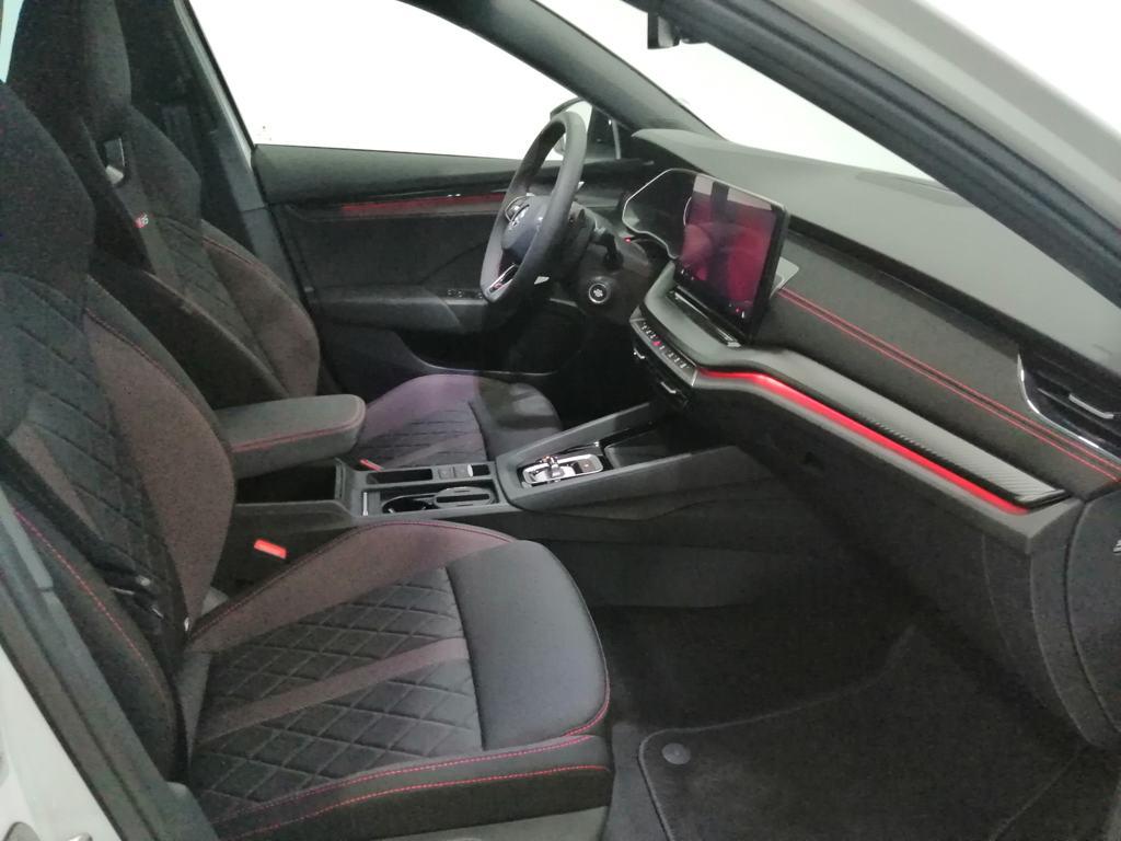 Skoda Octavia Combi 2.0 TSI RS DSG 195 kW (265 CV) - 4