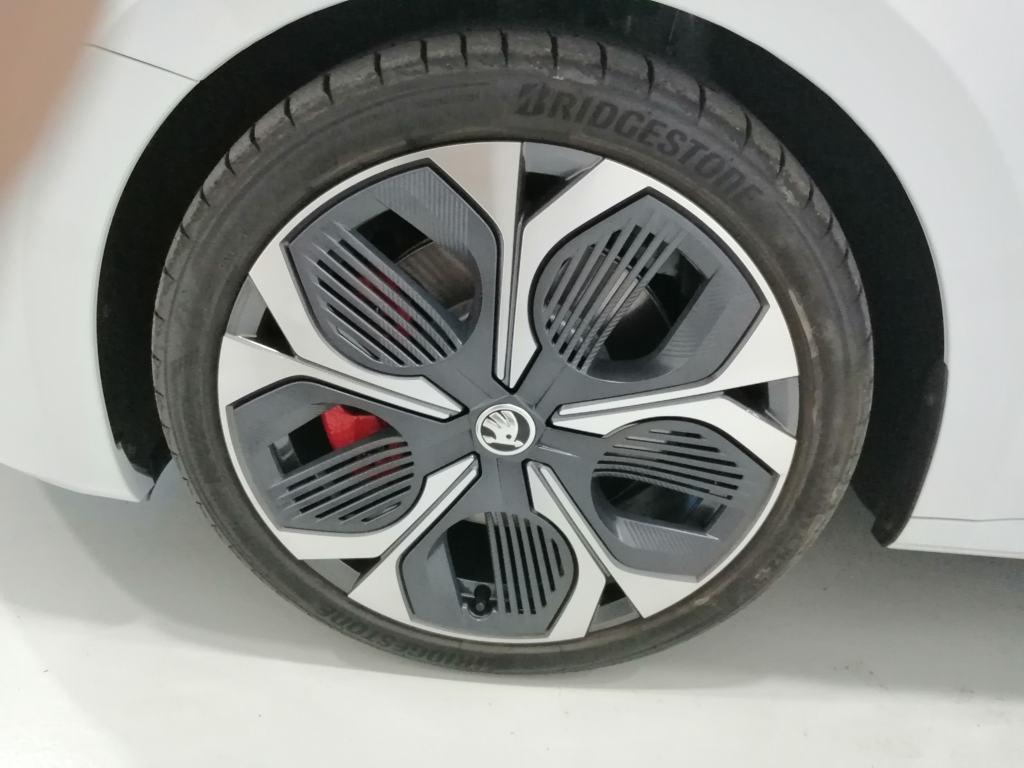 Skoda Octavia Combi 2.0 TSI RS DSG 195 kW (265 CV) - 7