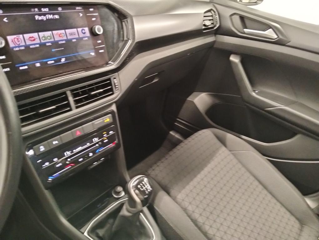 Volkswagen T-Cross Advance 1.0 TSI 81 kW (110 CV) - 14