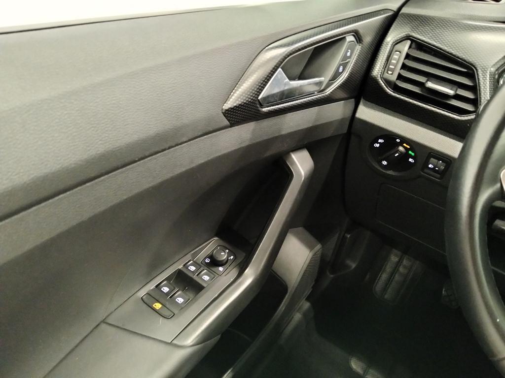 Volkswagen T-Cross Advance 1.0 TSI 81 kW (110 CV) - 17