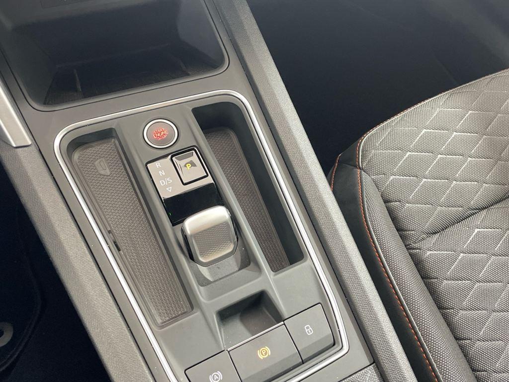 SEAT León 1.5 eTSI S&S FR Special Edition Vision DSG 110 kW (150 CV) - 17