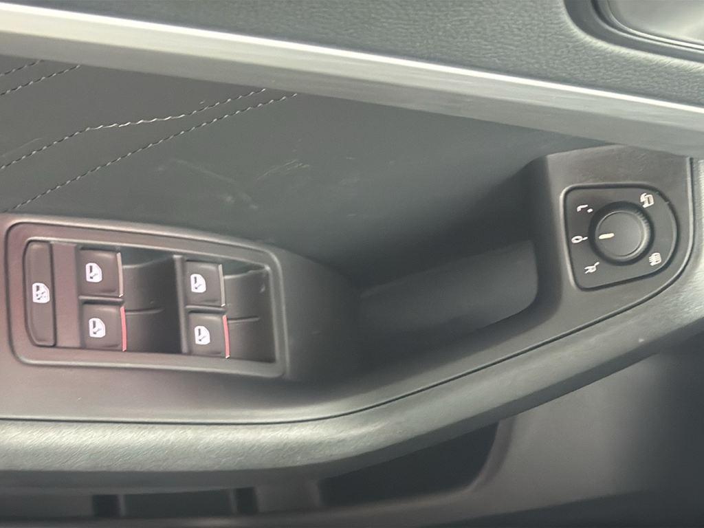 SEAT Ateca 1.5 TSI S&S FR Special Edition 110 kW (150 CV) - 8