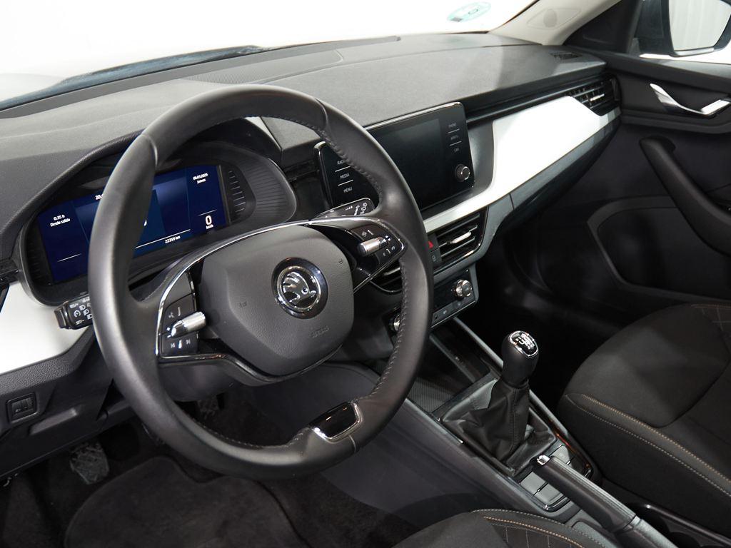 Skoda Kamiq 1.0 TSI Selection 70 kW (95 CV) - 8