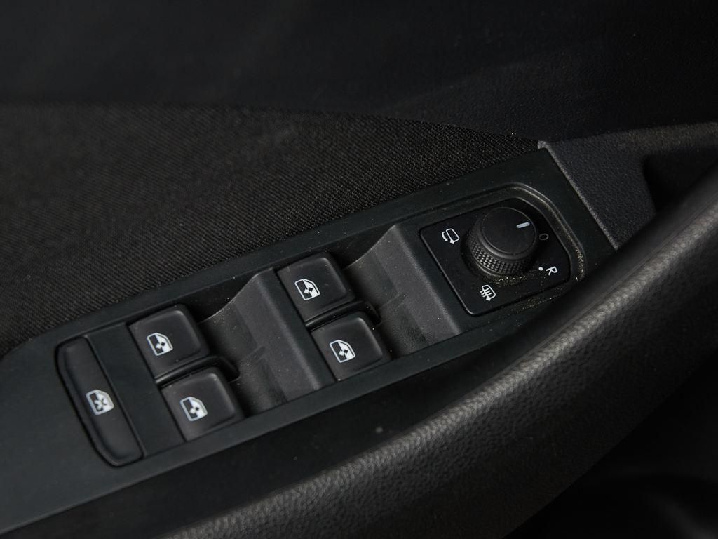 Skoda Kamiq 1.0 TSI Selection 70 kW (95 CV) - 13