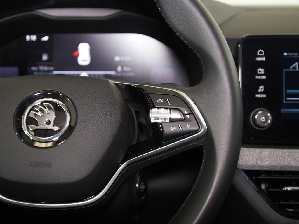 Skoda Kamiq 1.0 TSI Selection DSG 85 kW (115 CV) - 10