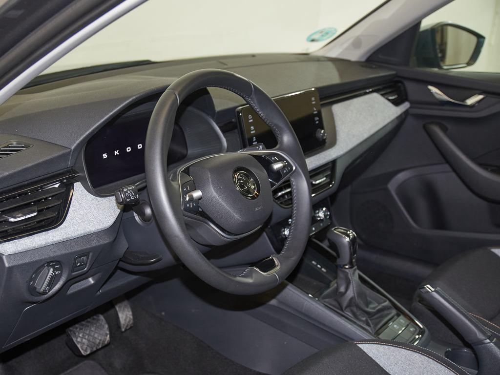 Skoda Kamiq 1.0 TSI Selection DSG 85 kW (115 CV) - 12