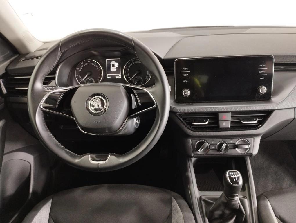 Skoda Kamiq 1.0 TSI Active 70 kW (95 CV) - 11